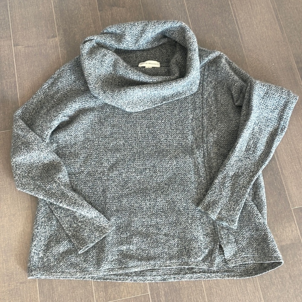 White & Warren Cashmere sweater